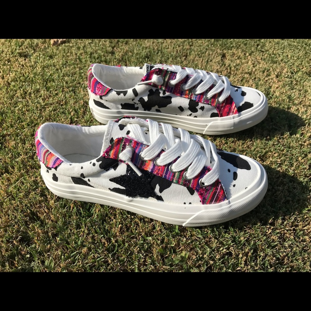Gypsy Jazz Tennis Shoe View 2